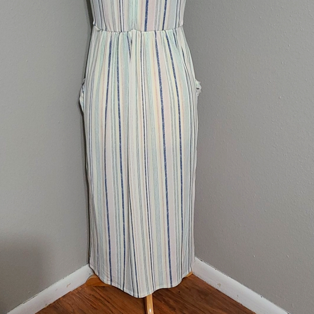 Bcbgeneration Surplice Drape Pockets Pattern Dress - image 6